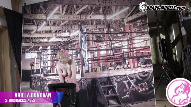 432-Backstage Photoshoot Ariela Donovan Cosplay