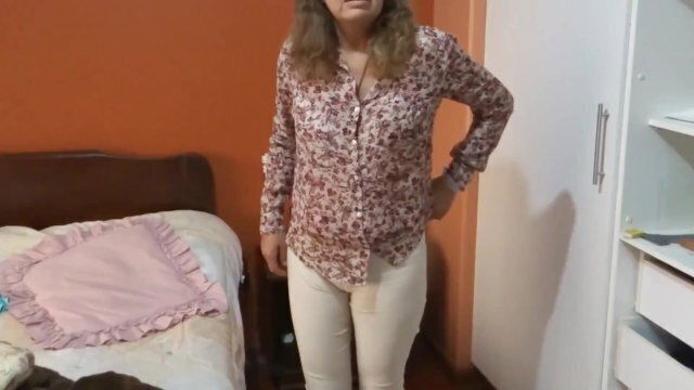 wife's sister shows erotic lingerie front son's friends they masturbate