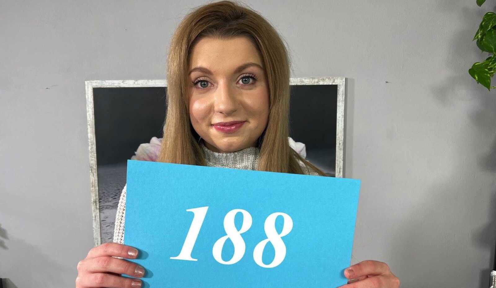 Anete Jordan & Steve Q in Sexy Girl Has No Problem With Nudity - Porncz