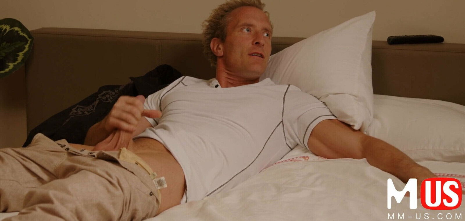 LAA-0012 Naughty Girl Scarlett Hampton