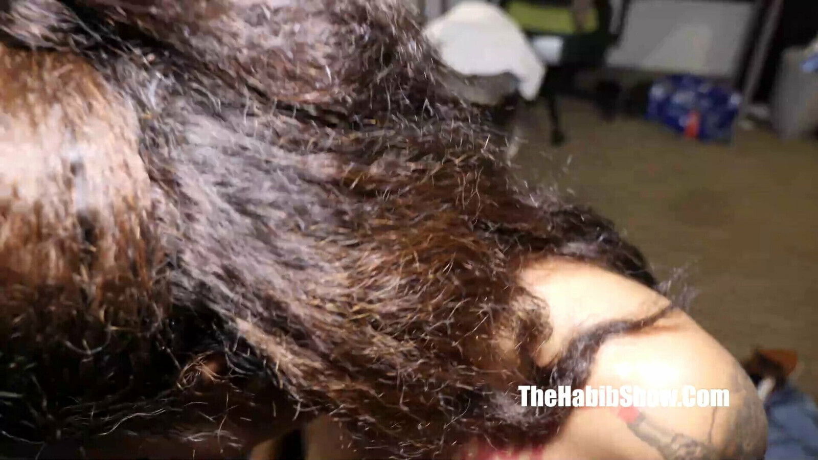 sexy Mena Carlisle riding Bangher while asshole open