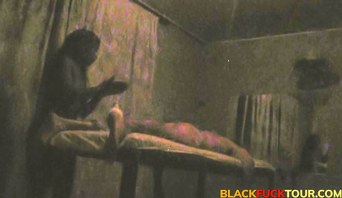 Sensual Dark Amateur Ebony Massage Leads Passionate