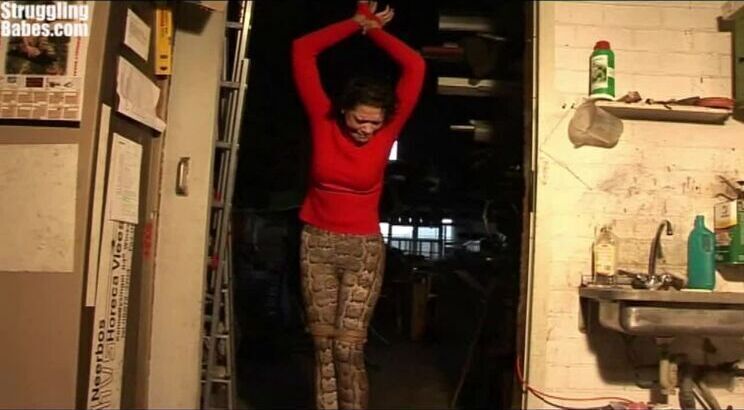 Steffi tied cleavegagged