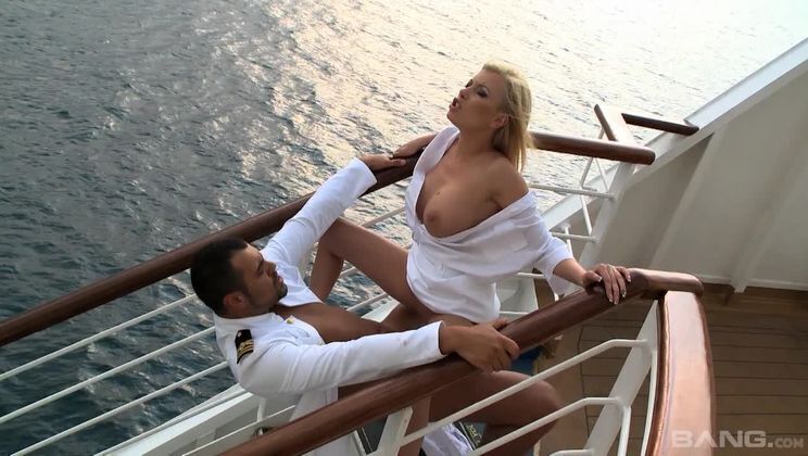 Dona Bell Captain's Woman