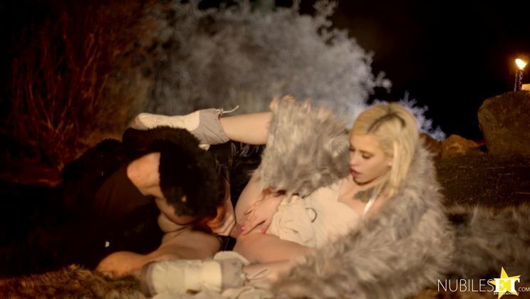 Throne Games Mother Dragons S1:E7