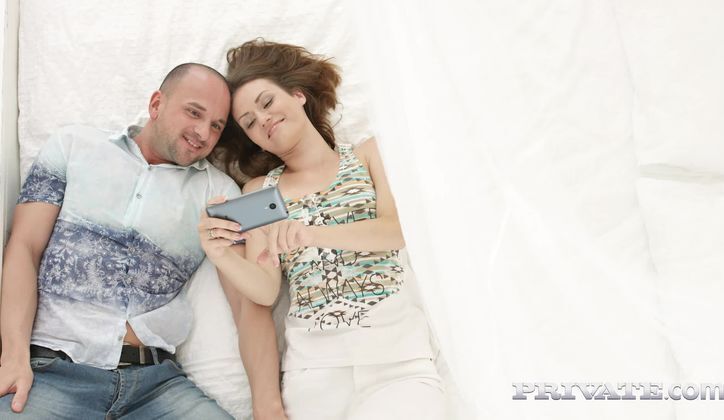 Teen Sofy Torn Gets Facial Selfie