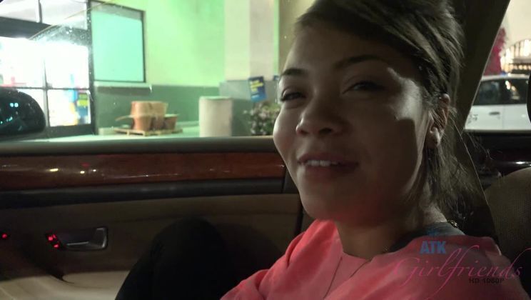 After luau, Cassidy makes with hands