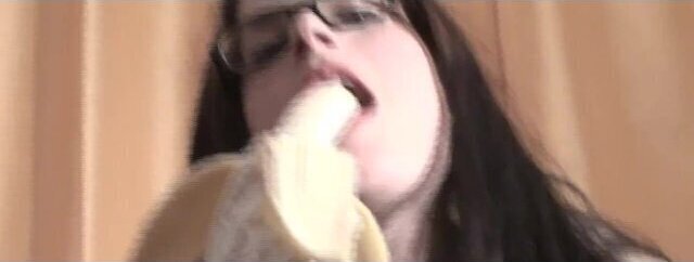 Goddess Gloria`s Teasing with Banana!