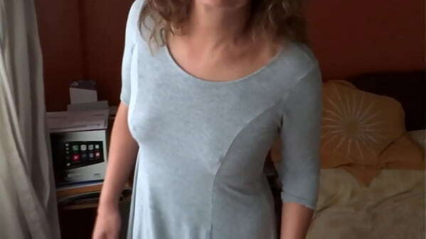 Latin mother exhibits herself before son'_s friends they jerk