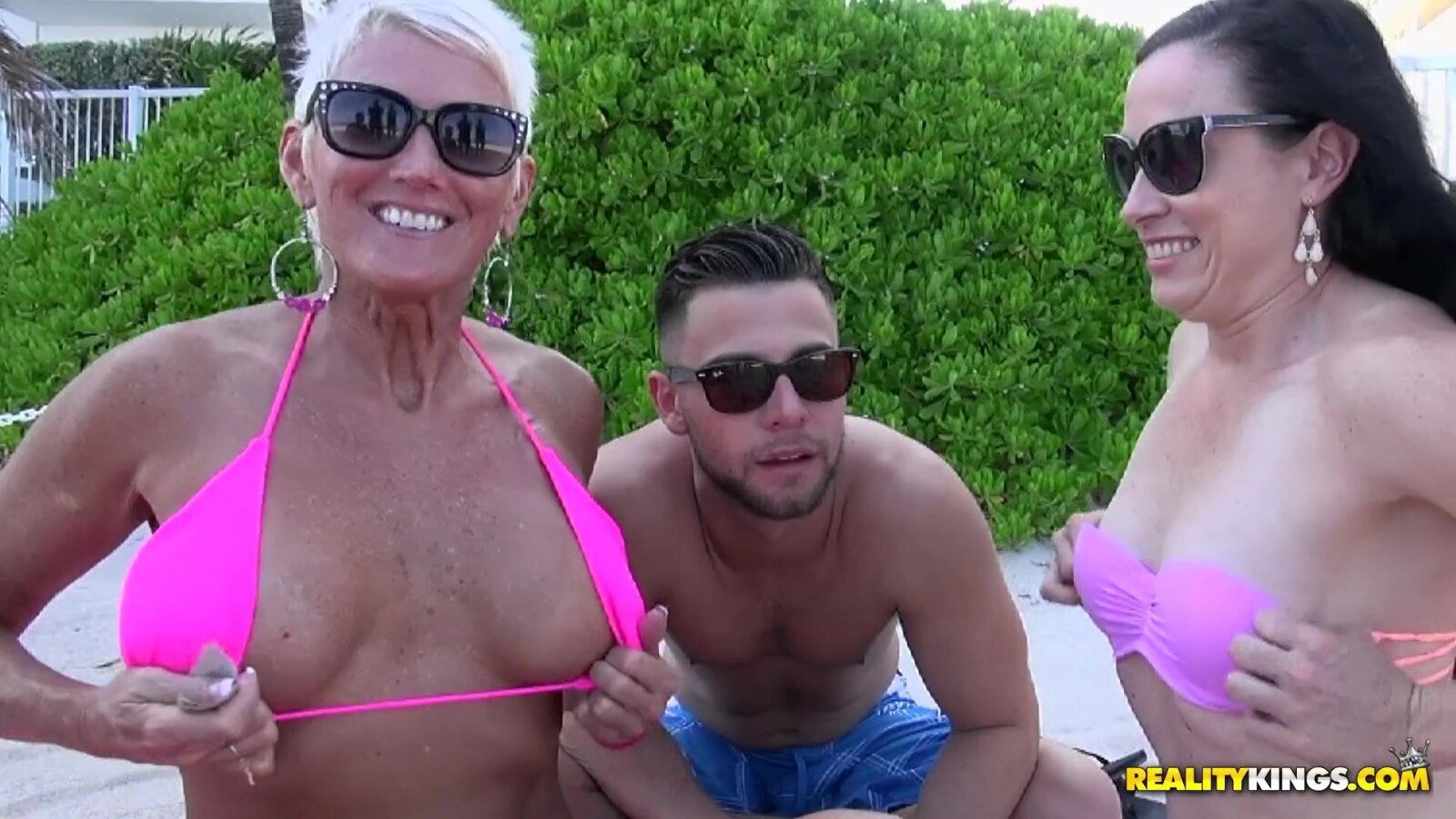 Money Talks Surf Rider Gabriella Ford