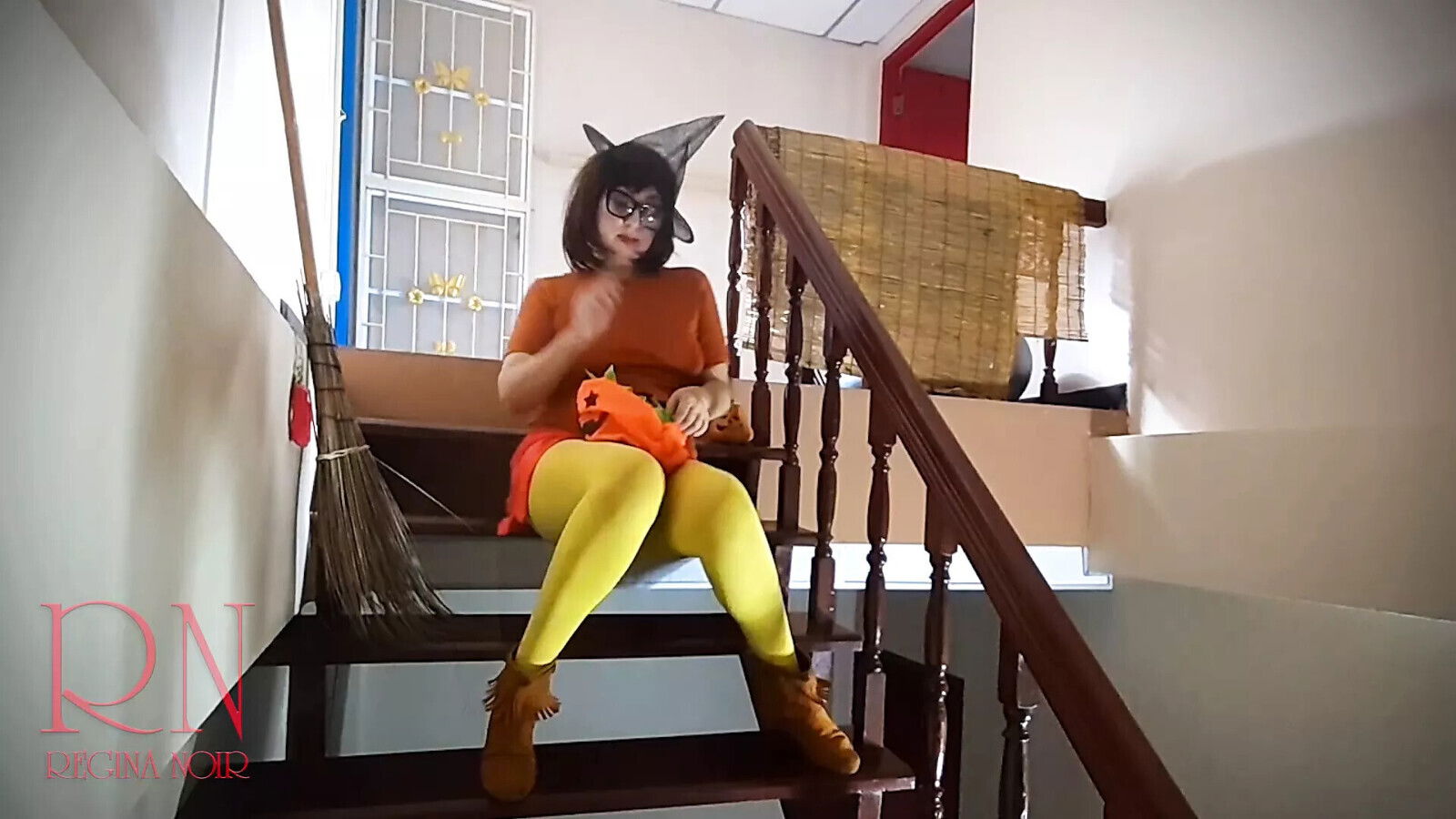 HALLOWEEN Velma Dinkley Regina Noir