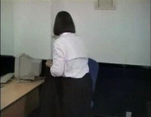 Aunt Sarah Wants Comment