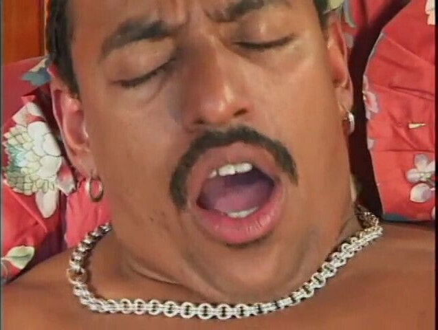 Black stud fucks chick cunt creams