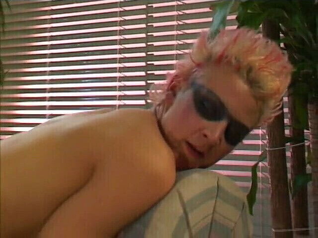 Euro Punk Teen Sarah Rose Gets Anally Fucked Horny Stud