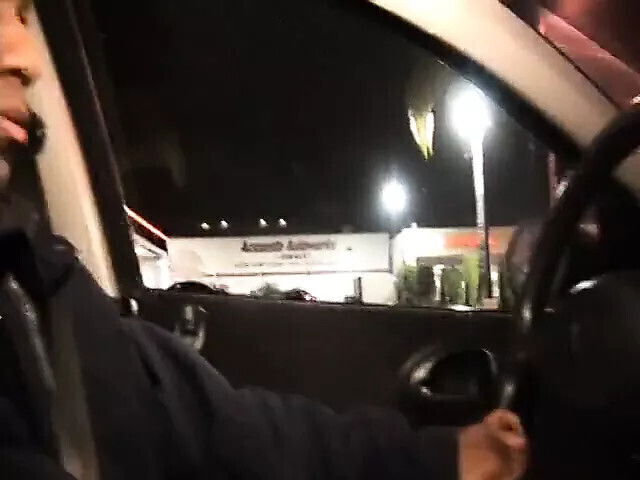 Ebony whore takes tight