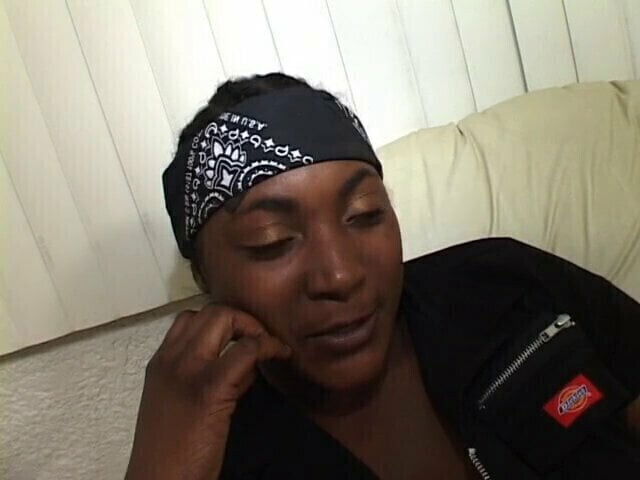 Young slut gets slippery while hunk fucks