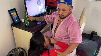 - TO CHEFE E COMENDO PUTA NO MEU BARRACO ( COMPLETO NO RED )