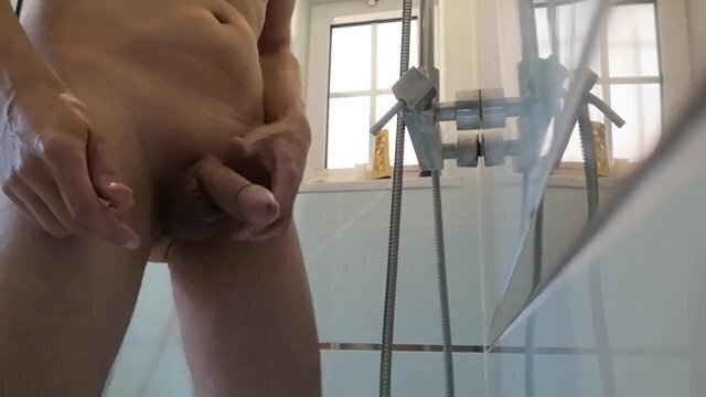 gives full stripshow jerks smooth until shooting load