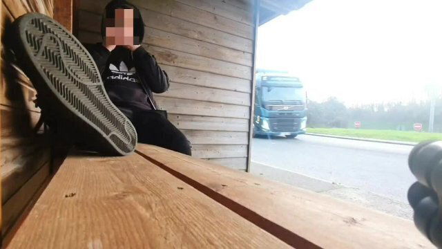 Mastubation risky road, catch motoriste. piercied.