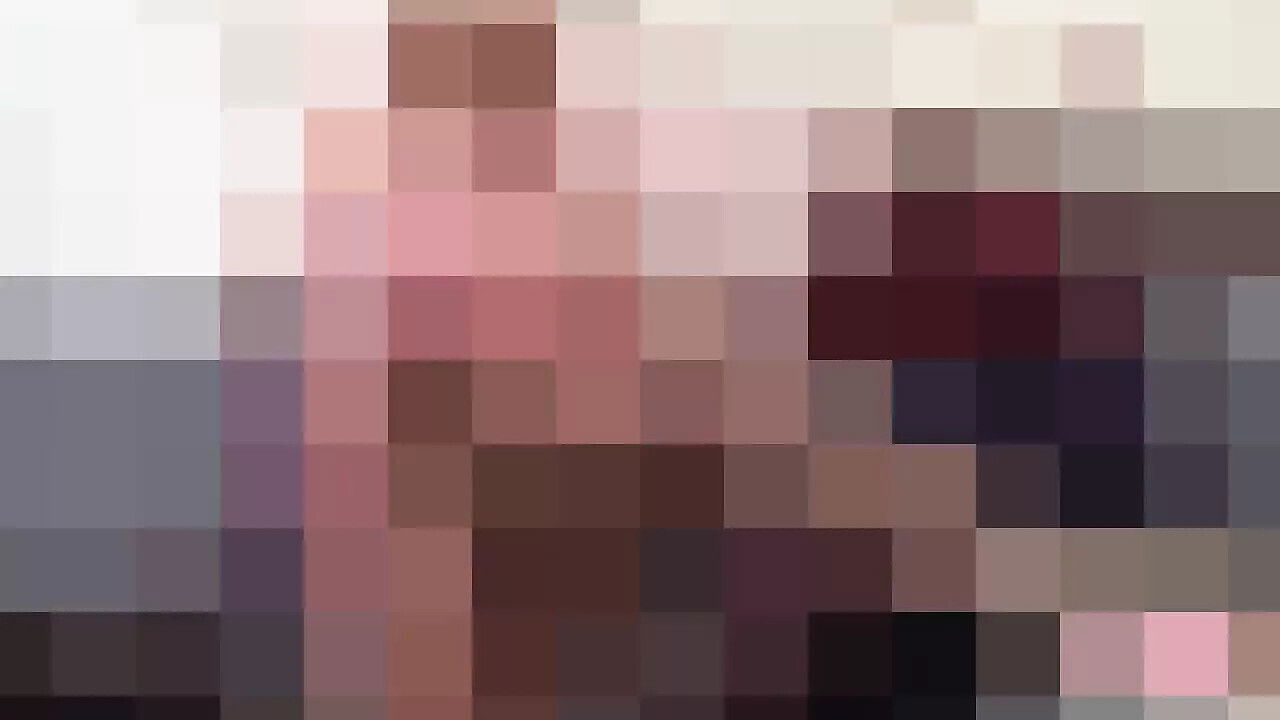 peek skirt while whip snack