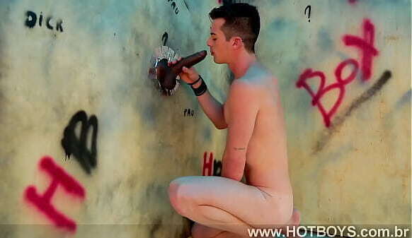 Christian Hupper mamando piroc&atilde_o desconhecido bareback