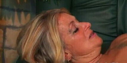 Hot 60 Plus #7 - Sophie & Mary