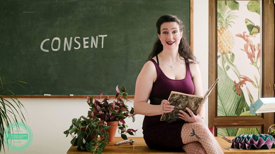 Sadie Lune in A Talk About Consent With Sadie Lune