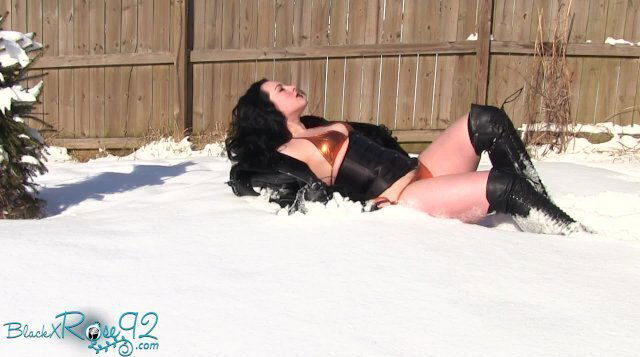 Fetish Snow FULL VIDEO