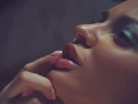 ГЛОТАТЬ ГЛОТАТЬ СПЕРМУ