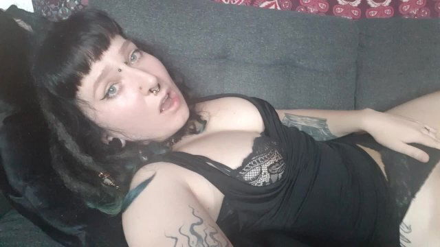 Goth Slut Cums Times Minutes