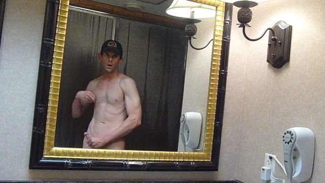 Masterbating Mirror (2017)