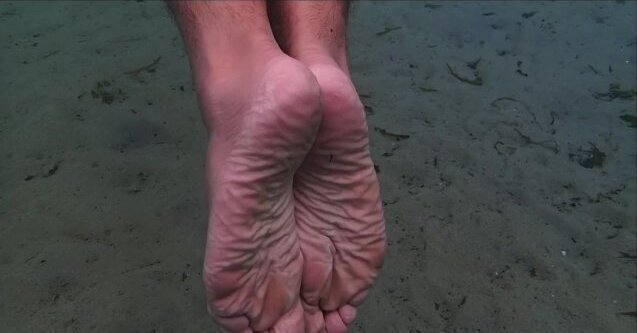 Walking around those, what call 'em? feet Manlyfoot Roadtrip