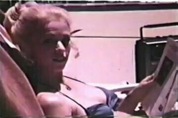 Reggie Gunn fucks Carol Jackson with