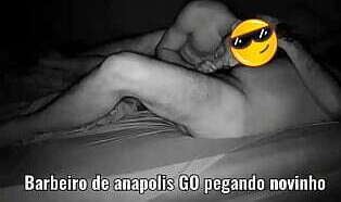 CLIENTE DA MINHA BARBEARIA CHUPOU MEU PAU E DEU PRA MIM BEM GOSTOSO