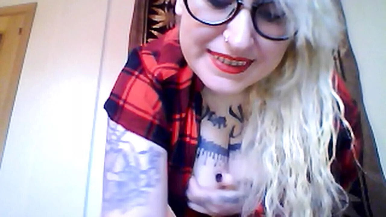 Playing with live show