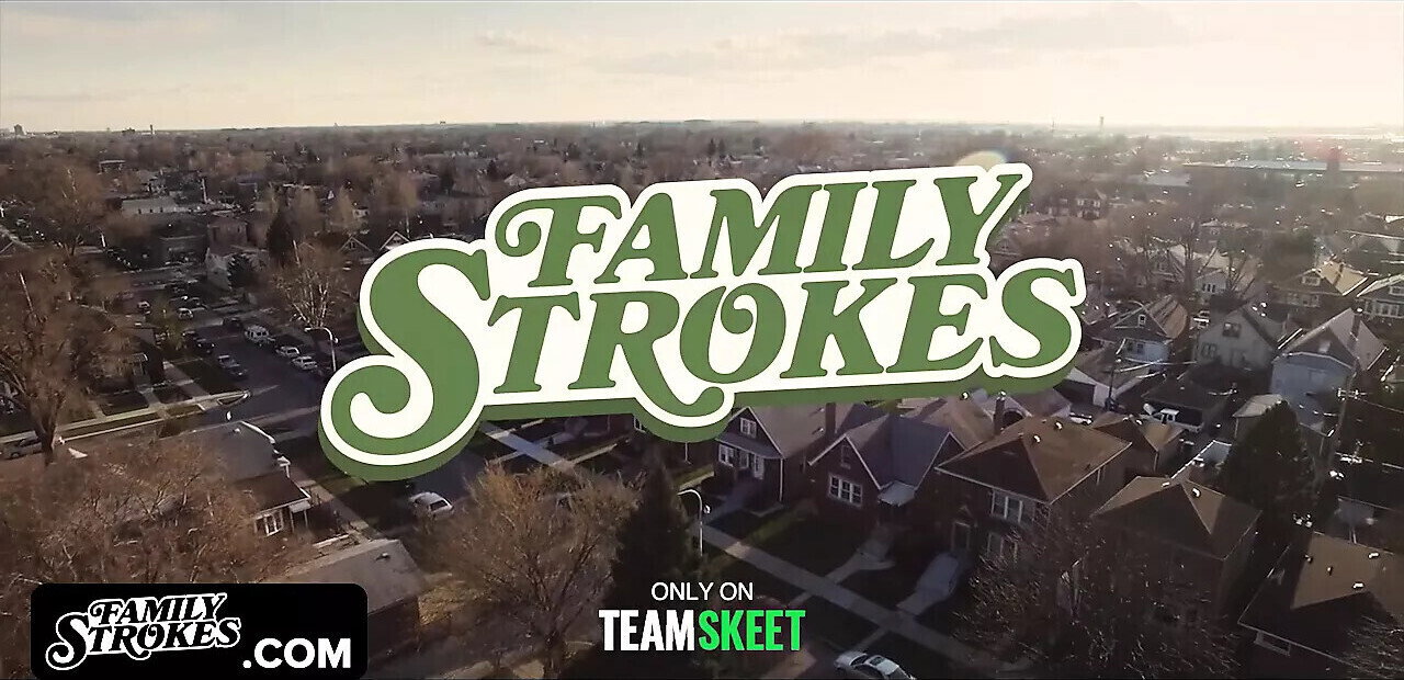 Titted Milf Eats Stepdaughter's Pussy