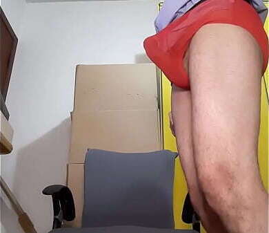 Fazendo strip tease tirando camisa social aberta cueca vermelha sexy Enorme Gostoso Safado Tesudo Grande empinado jorrando leite