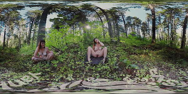 Yanks Giggly Sosha Gets Outdoors