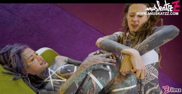 Lesbian tattoo girls having double penetration with dildos. Anuskatzz clips here: Z-filmz