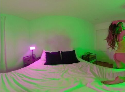 CamStar Banksie Getting Ready Party Show