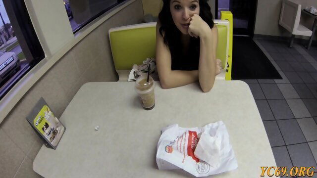 Chili hardens with shameless blonde Liona hole