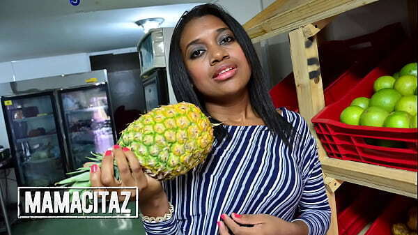 CARNEDELMERCADO (Luisa Chocolate, Pedro Nel) Bubble Butt Latina Ebony Turns Hardcore Nympho After Public Pickup &amp_ Fuck