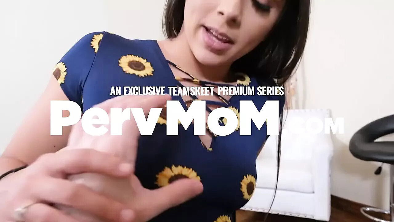 Teen Sucks Santa’s