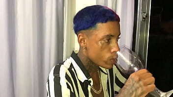 COMI A NOVINHA DE 18 do RJ(Completo No Red). Instagram @brinquedoator2