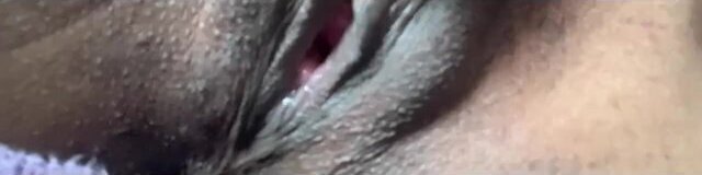 Ebony close masturbation