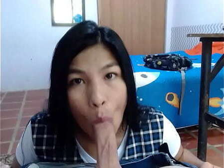 colegiala pide ayuda cambio mamada.. Twitter @venusandzeus1