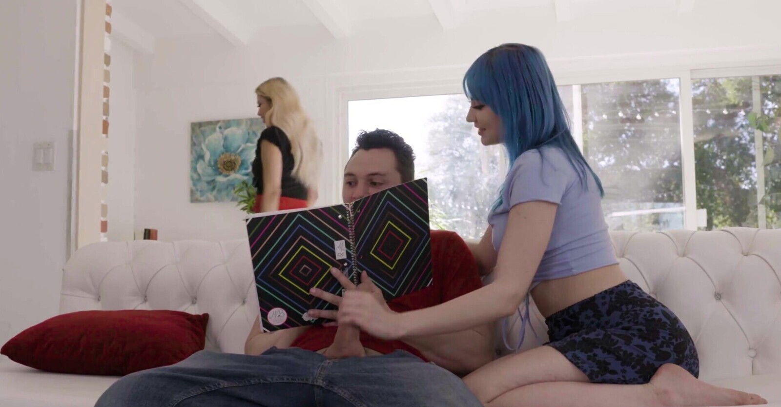 Adorable chick gets laid with mom's boyfriend