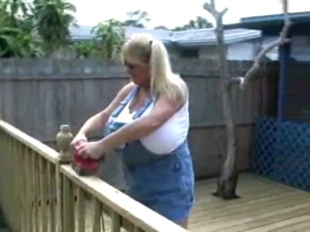 Maxi Mounds Hard Work