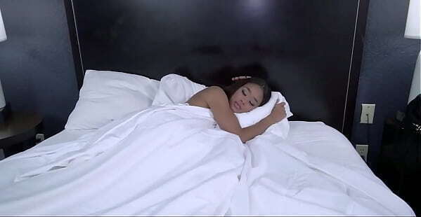 Scarlit Scandal Nock Nock, Scarlit Have Study!