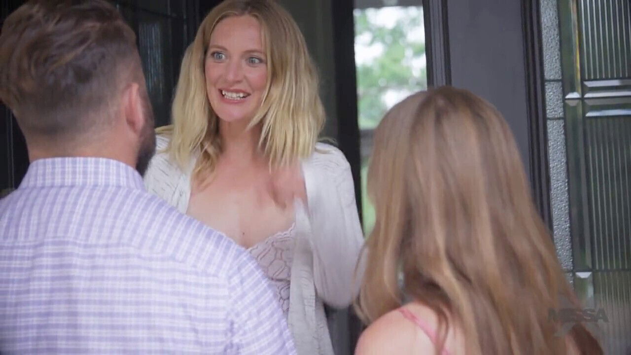 Wife, blond verführt, naughty